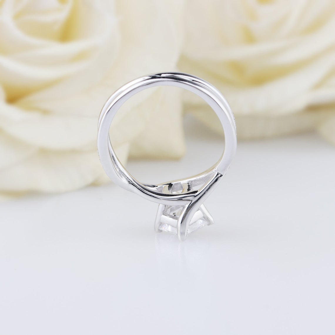 cross twist moissanite ring