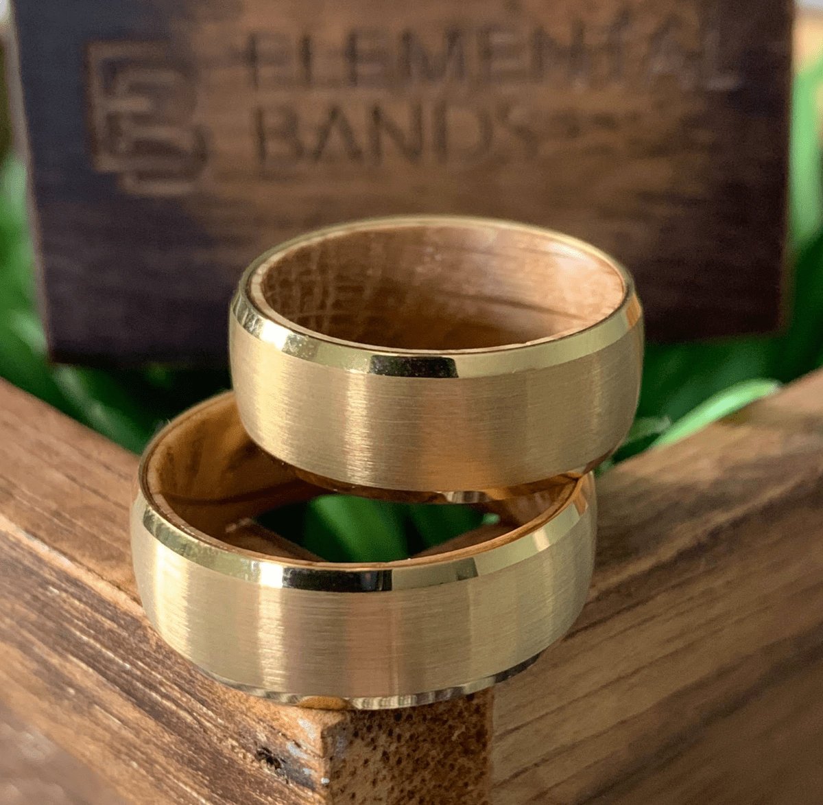 Men's Gold Ring with Whiskey Barrel Wood inner sleeve