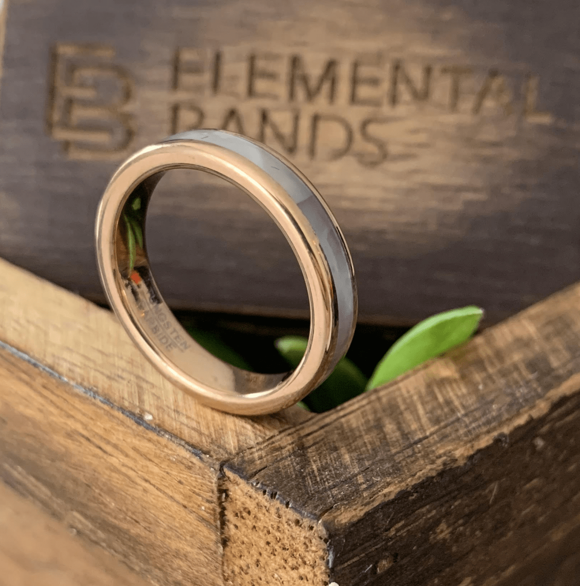 Golden Pearl - Rose Gold Tungsten Ring with Mother of Pearl Inlay