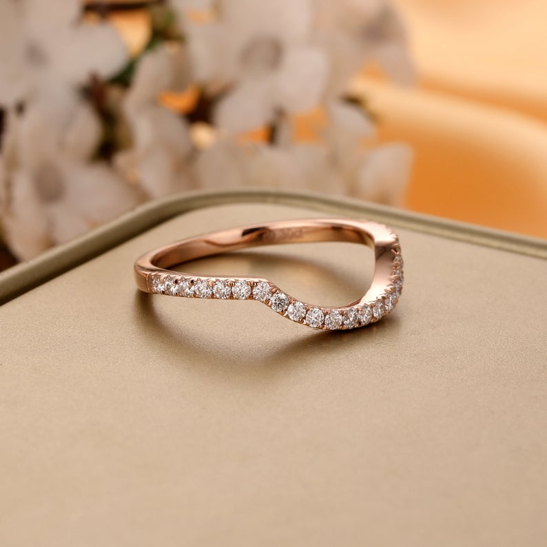 Women Wedding Band